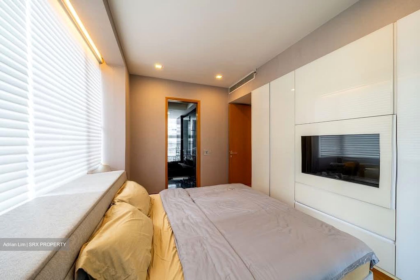 Helios Residences (D9), Apartment #561152171
